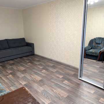 Архітектора Вербицького вул., 13