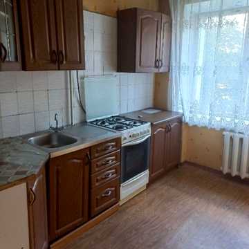 Перемоги вул., 12