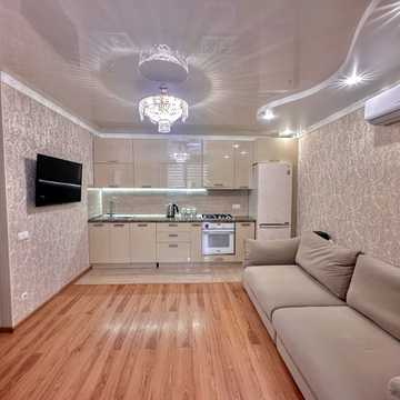 Миру вул., 41