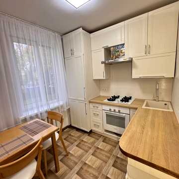 Уманська вул., 41