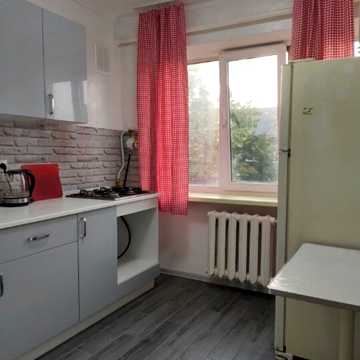 Воскресенський просп. (Перова), 10