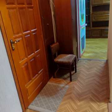 Дарницький бульв., 7
