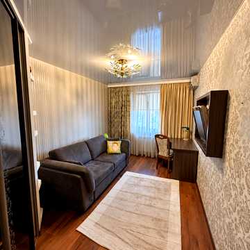 Михайла Гришка вул., 9