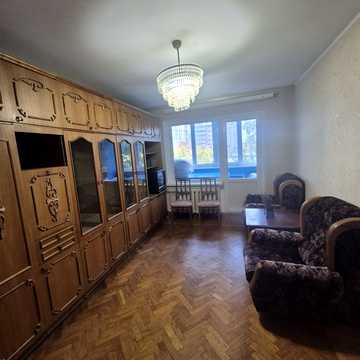 Павла Тичини просп., 12-А