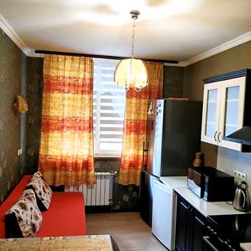 Світла вул., (Будинок 2)