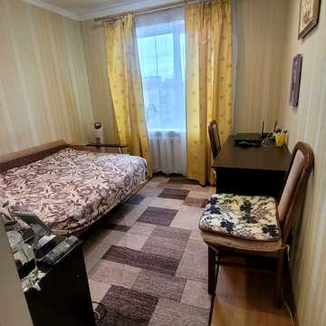 Вільний пров., 3
