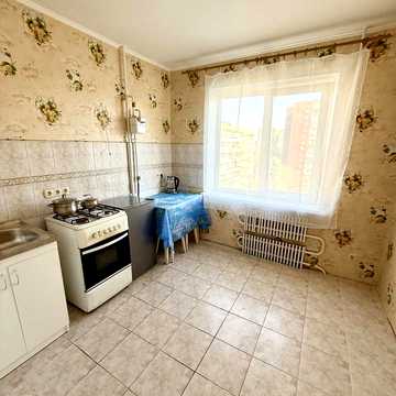Героїв просп., 19