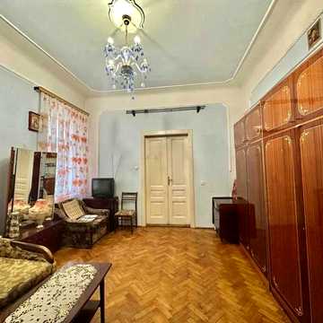Софії Яблонської вул. (), 24