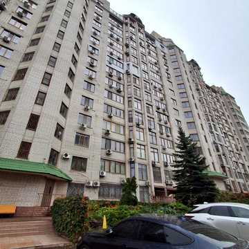 Тіниста вул., 15