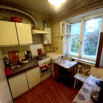 Незалежності вул. (Армійська), 6