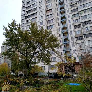 Червоної Калини просп. (Володимира Маяковського), 11-Б