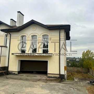 Небесної Сотні вул. (Паризької Комуни), 1-б