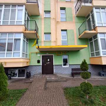 Миколаївська вул., 39