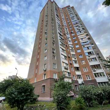 Урлівська вул., 19