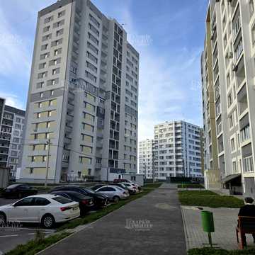 Полтавський Шлях вул., (Будинок 10)