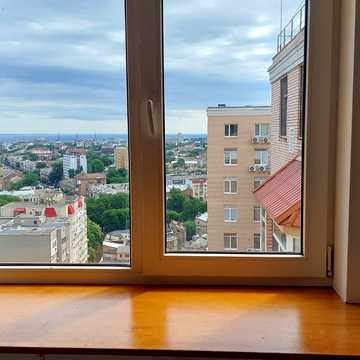 Разумовська вул., 10/12