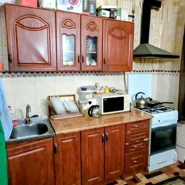 Металургів просп., 38