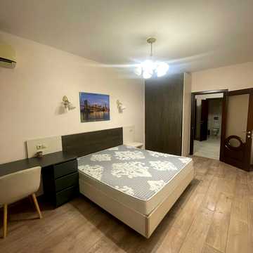 Феодосійська вул., 2-Л