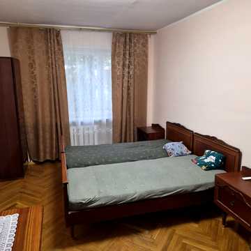Пасічна вул., 55