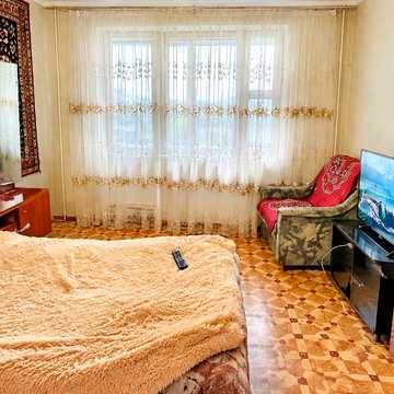 Деміївська вул., 55