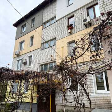 Вернигори вул., 30