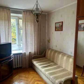 Вінстона Черчилля вул. (Червоноткацька), 29