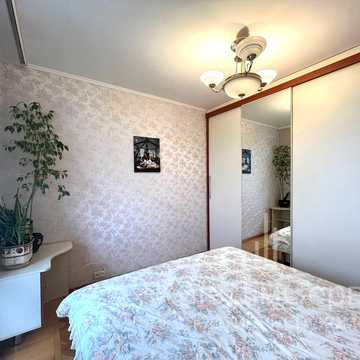 Амвросія Бучми бульв., 8