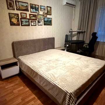 Йорданська вул. (Лайоша Гавро), 3