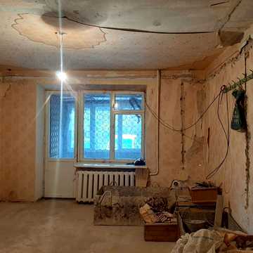 Зарічанська вул., 32