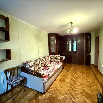 Світлий пров., 8