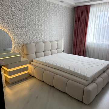 Довженка вул., 4