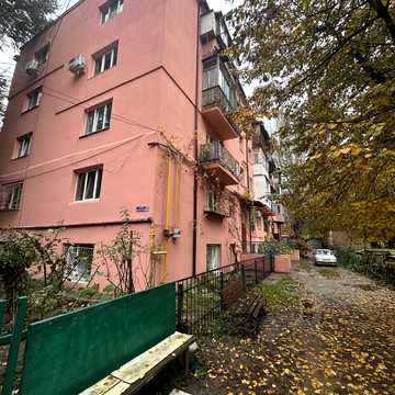Зої Пасічної пров., 8