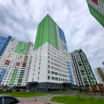 Василя Симоненка вул., 107