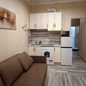 Євгена Коновальця вул. (Щорса), 36-Е