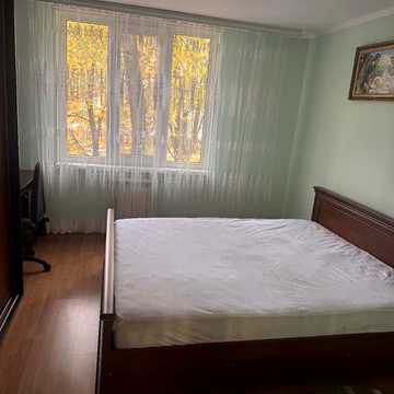 Івана Франка вул., 6