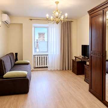 Дерибасівська вул., 9