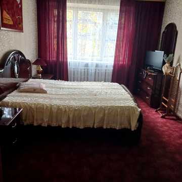 Володимирська вул., 110