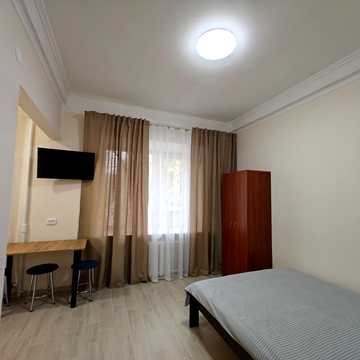 Велика Васильківська вул. (Червоноармійська), 122