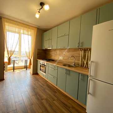 Леоніда Бірюкова бульв., 9