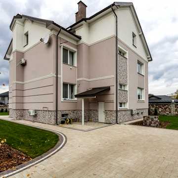 Шкільна