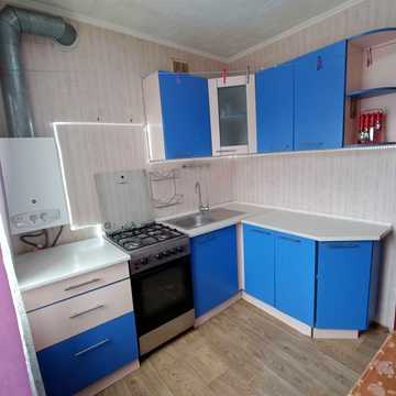 Олександра Поля просп. (Кірова), 76