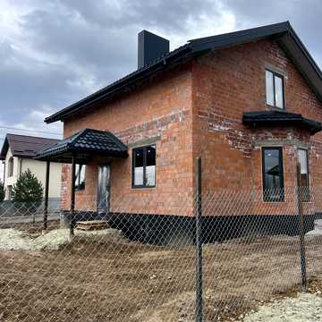 Паралельна, 7