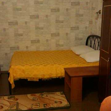 Героїв Прикордонників вул., 4