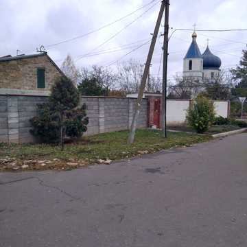 Центральна, 87