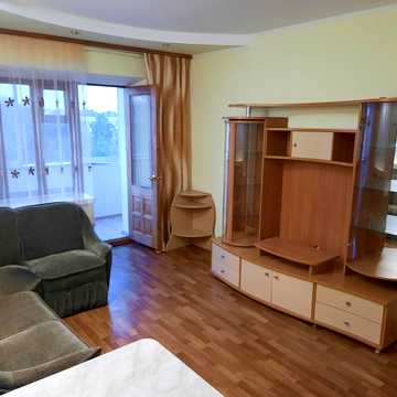 Припортова вул. (Героїв Сталінграда), 37/1