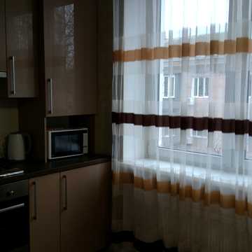 Богдана Хмельницького вул., 1