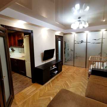 Ентузіастів вул., 45