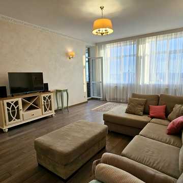 Лесі Українки бульв., 7-А