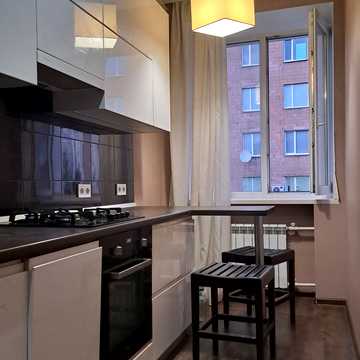 Куликівський узвіз (Революції), 8/10