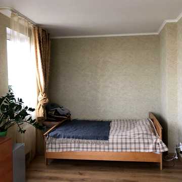 Бориса Гмирі вул., 14